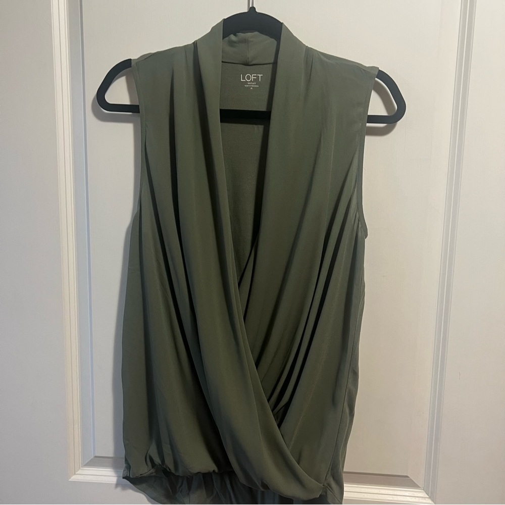 Loft V neck top